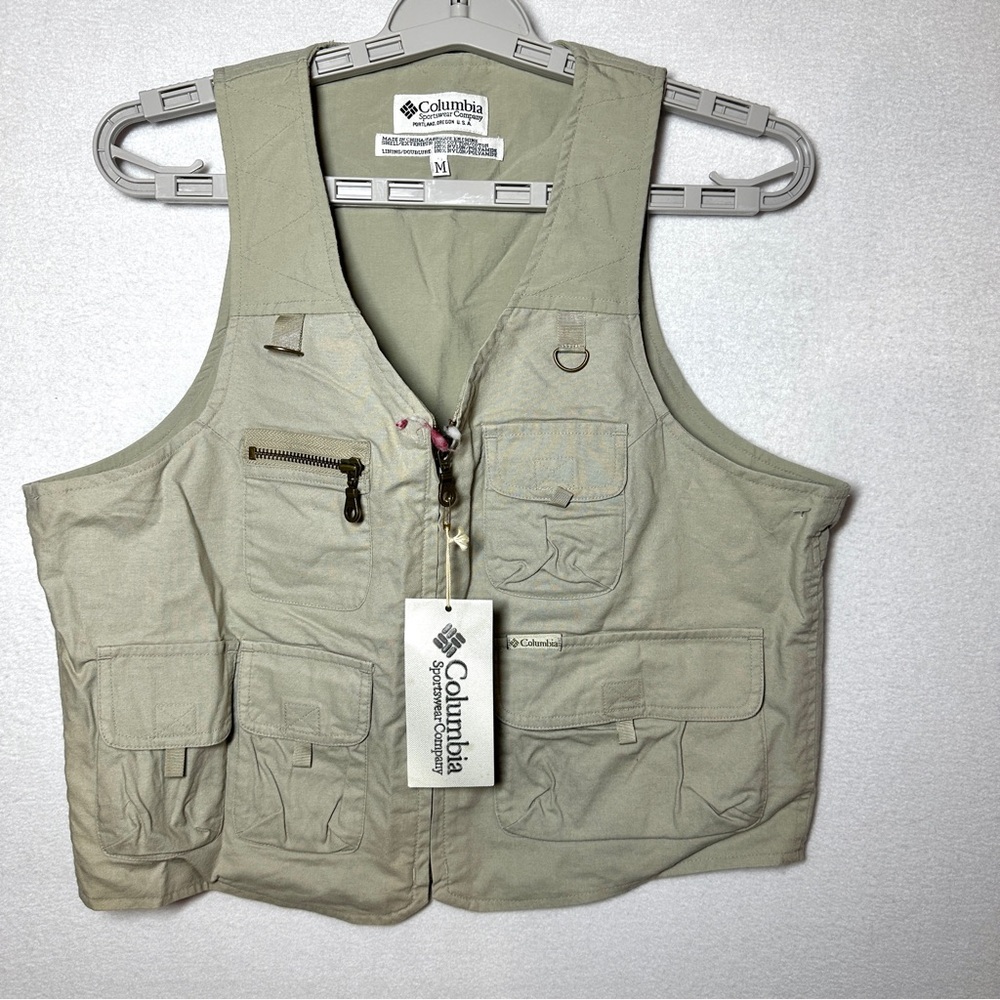 Columbia Survival 11 Vest Women's M Beige Fossil Utility Pockets Sportswear New